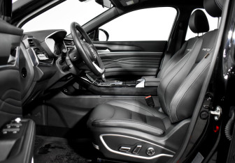 Подержанный автомобиль DongFeng DFSK ix5 2024 года (11 фото)