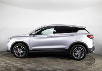 Подержанный автомобиль Geely Coolray 2023 года (9 фото)