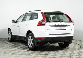 Подержанный автомобиль Volvo XC60 2012 года (7 фото)