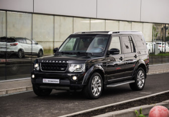 Подержанный автомобиль Land Rover Discovery 2016 года (3 фото)