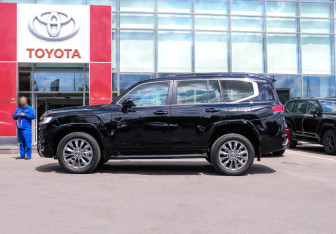 Новый Toyota Land Cruiser Suv 2026 (8 фото)