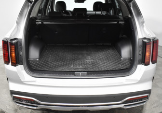 Подержанный автомобиль Kia Sorento 2022 года (25 фото)