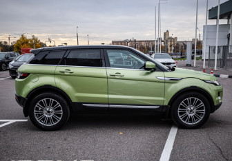 Подержанный автомобиль Land Rover Range Rover Evoque 2012 года (5 фото)