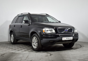 Подержанный автомобиль Volvo XC90 2011 года (3 фото)