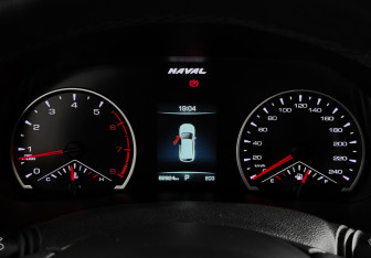 Подержанный автомобиль Haval F7 2019 года (18 фото)