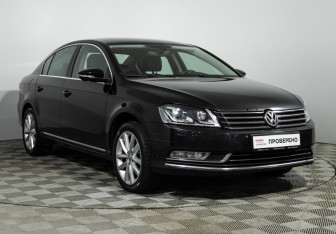 Подержанный автомобиль Volkswagen Passat Sedan 2011 года (3 фото)