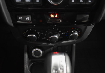 Подержанный автомобиль Renault Duster 2018 года (15 фото)