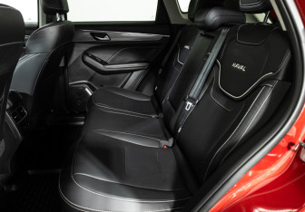 Подержанный автомобиль Haval Jolion 2023 года (10 фото)