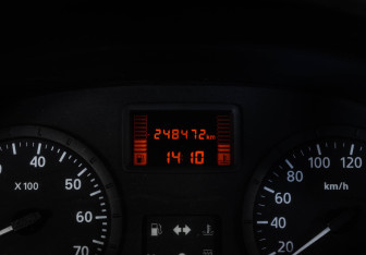 Подержанный автомобиль Renault Logan Sedan 2009 года (15 фото)