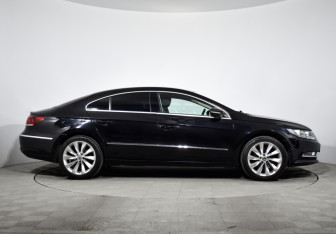 Подержанный автомобиль Volkswagen Passat CC 2013 года (4 фото)
