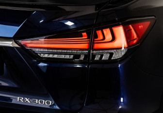 Подержанный автомобиль Lexus RX 2020 года (39 фото)