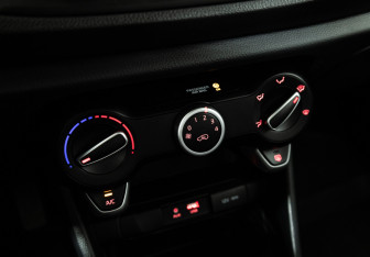 Подержанный автомобиль Kia Picanto 2020 года (15 фото)