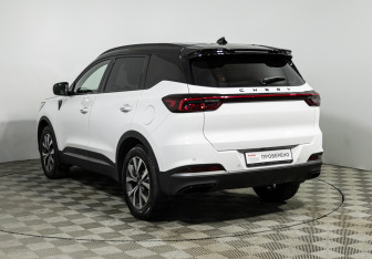 Подержанный автомобиль Chery Tiggo 7 Pro Max 2023 года (7 фото)