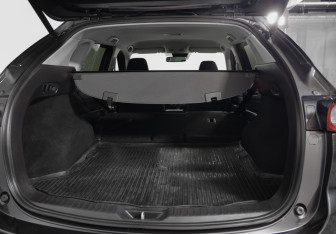 Подержанный автомобиль Mazda CX-5 2017 года (25 фото)
