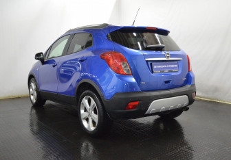 Подержанный автомобиль Opel Mokka 2014 года (7 фото)