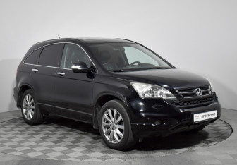Подержанный автомобиль Honda CR-V 2011 года (3 фото)