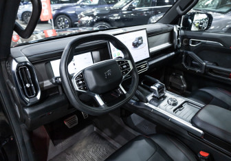 Подержанный автомобиль Jetour T2 2025 года (12 фото)