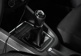 Подержанный автомобиль Volkswagen Jetta Sedan 2015 года (11 фото)