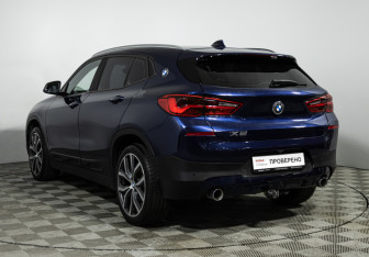 Подержанный автомобиль BMW X2 2018 года (7 фото)