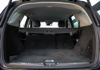 Подержанный автомобиль Mercedes-Benz GLE 2015 года (34 фото)