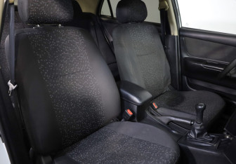 Подержанный автомобиль BYD F3 Sedan 2011 года (14 фото)