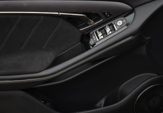 Подержанный автомобиль Voyah Free 2024 года (24 фото)