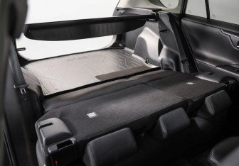 Подержанный автомобиль Toyota RAV4 2021 года (25 фото)
