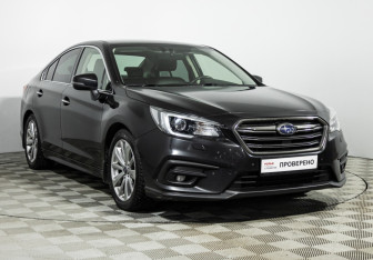 Подержанный автомобиль Subaru Legacy Sedan 2018 года (3 фото)