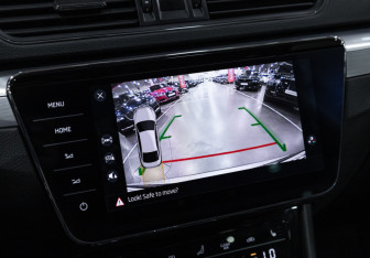 Подержанный автомобиль Skoda Superb Liftback 2024 года (29 фото)