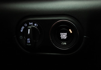 Подержанный автомобиль Maserati Levante 2017 года (20 фото)