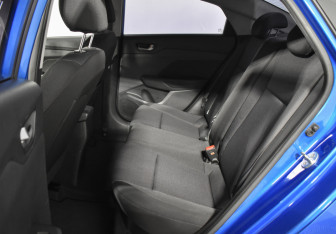 Подержанный автомобиль Hyundai Solaris Sedan 2017 года (11 фото)