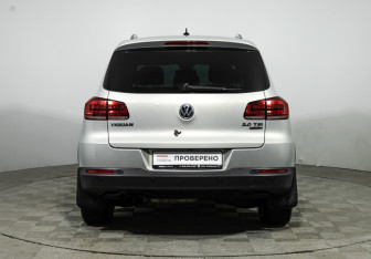Подержанный автомобиль Volkswagen Tiguan 2016 года (6 фото)