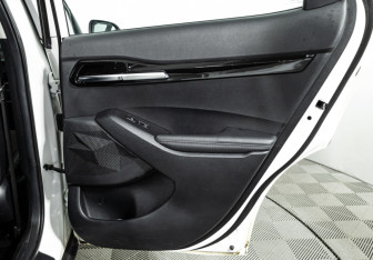 Подержанный автомобиль Kia Seltos 2022 года (28 фото)