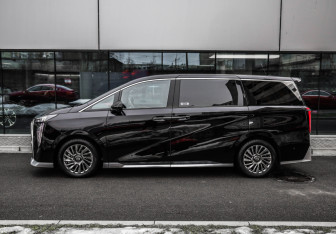 Подержанный автомобиль GAC M8 2024 года (8 фото)