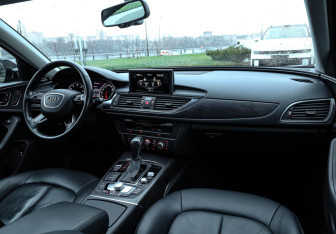 Подержанный автомобиль Audi A6 Sedan 2018 года (12 фото)