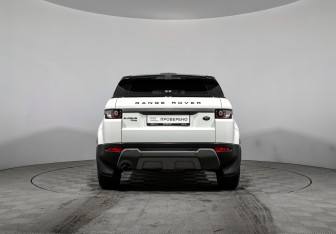 Подержанный автомобиль Land Rover Range Rover Evoque 2013 года (6 фото)
