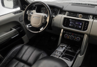 Подержанный автомобиль Land Rover Range Rover 2016 года (11 фото)