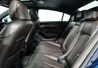 Подержанный автомобиль Mazda 6 Sedan 2023 года (12 фото)