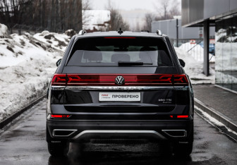 Подержанный автомобиль Volkswagen Teramont 2021 года (7 фото)