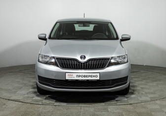 Подержанный автомобиль Skoda Rapid Liftback 2017 года (2 фото)