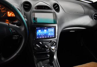 Подержанный автомобиль Toyota Celica Liftback 2002 года (18 фото)