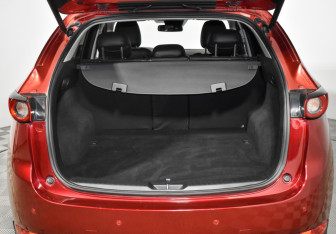 Подержанный автомобиль Mazda CX-5 2018 года (20 фото)