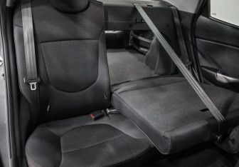 Подержанный автомобиль Kia Rio Sedan 2015 года (20 фото)