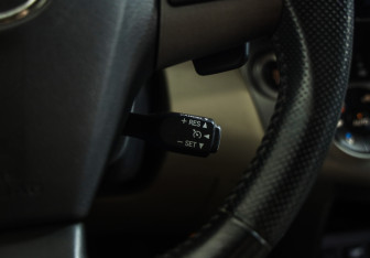 Подержанный автомобиль Toyota RAV4 2011 года (17 фото)