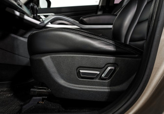Подержанный автомобиль Geely Atlas 2019 года (12 фото)