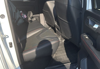 Подержанный автомобиль JAC T8 Pro 2023 года (12 фото)