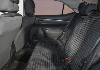 Подержанный автомобиль Toyota Corolla Sedan 2016 года (11 фото)