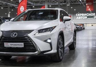 Подержанный автомобиль Lexus RX 2019 года (4 фото)