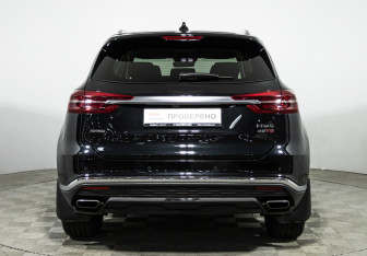 Подержанный автомобиль Hongqi HS5 2024 года (6 фото)