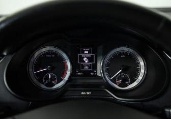 Подержанный автомобиль Skoda Octavia Liftback 2019 года (13 фото)